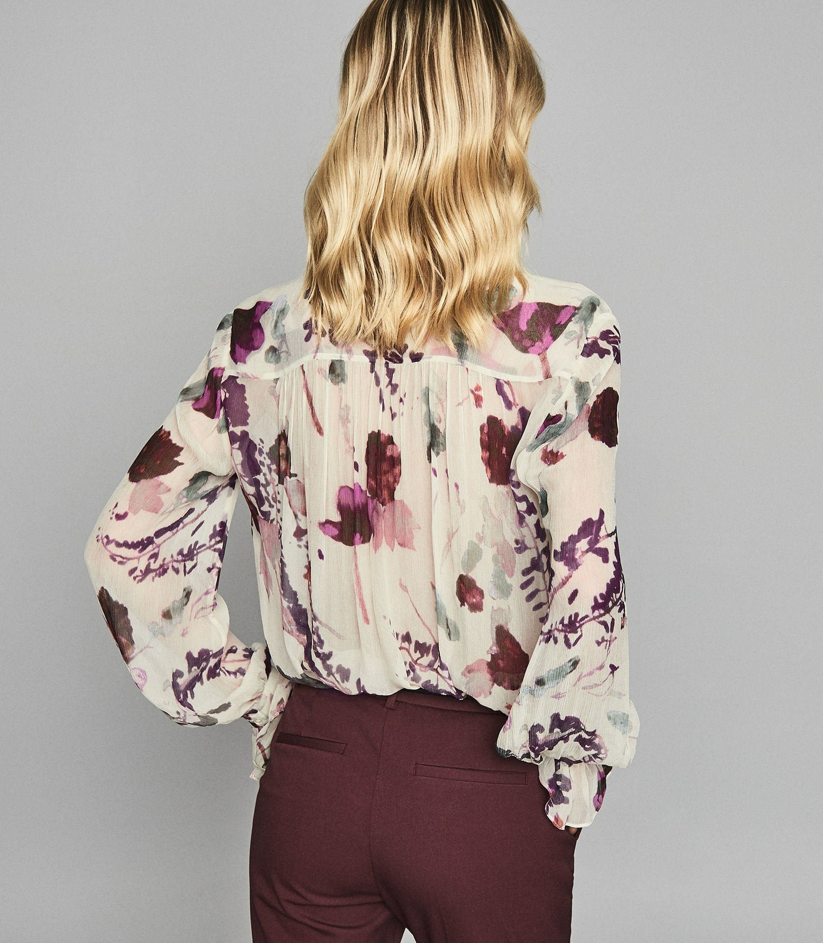 RFPB01 REISS FLORAL PRINTED BLOUSE